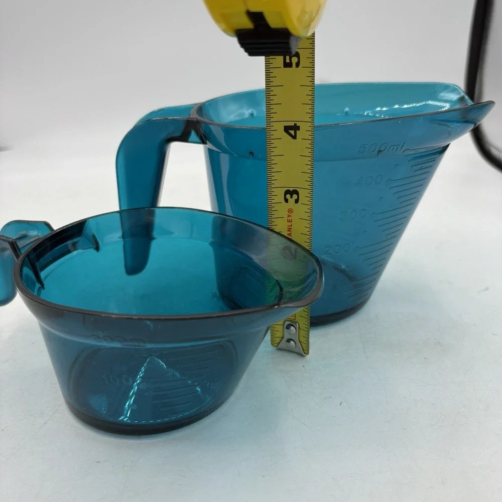 Tupperware Measuring Cups Micro Pitcher Nesting 2 Piece Set Blue Teal 1 & 2 Cup